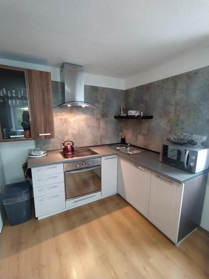 Apartman Karin Huty Екстериор снимка