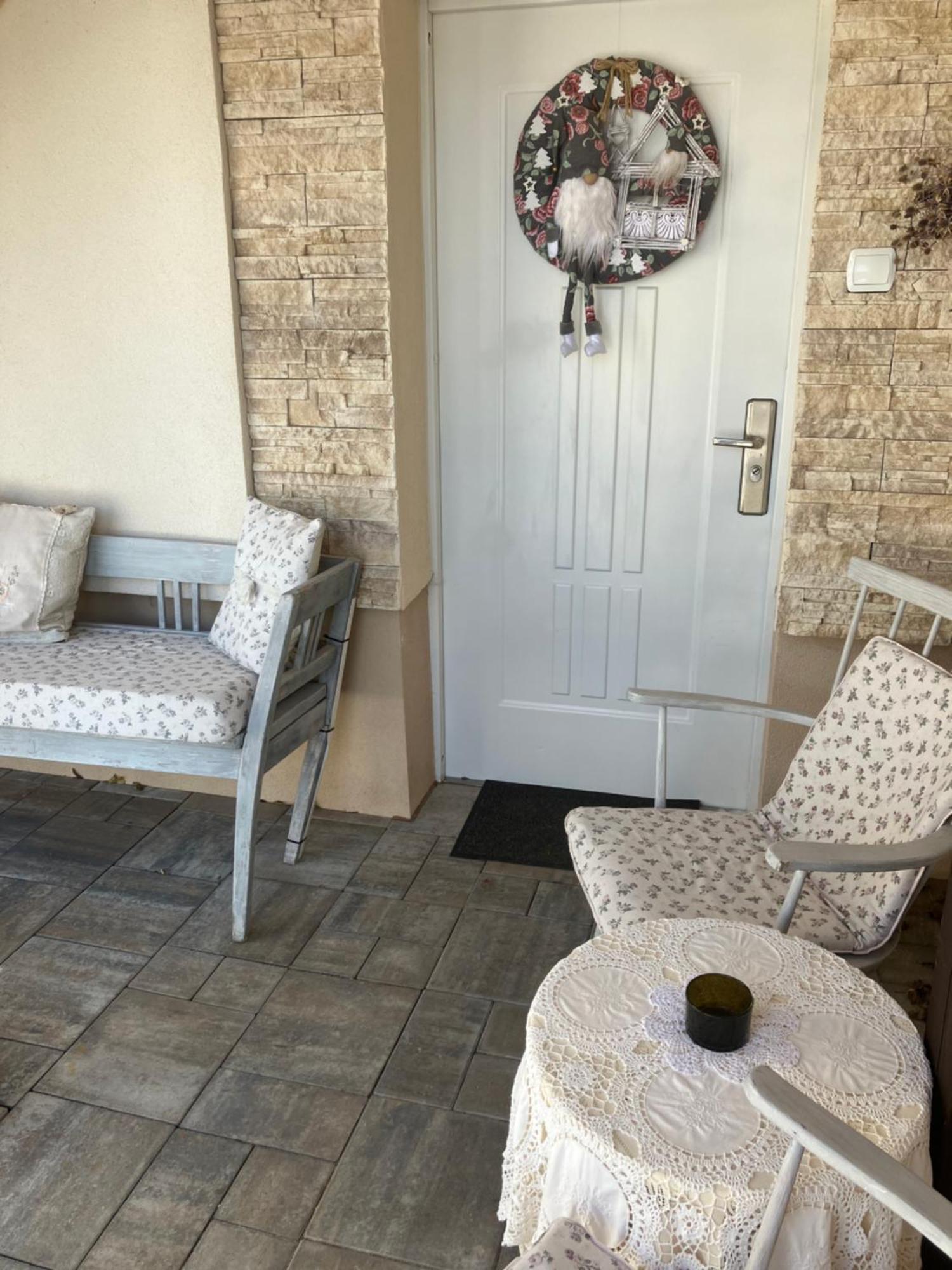 Apartman Karin Huty Екстериор снимка