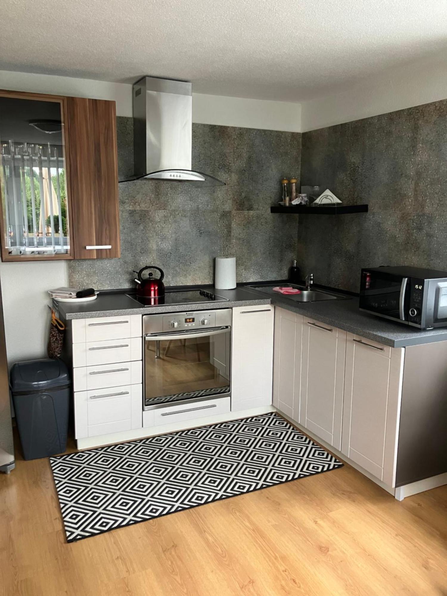 Apartman Karin Huty Екстериор снимка